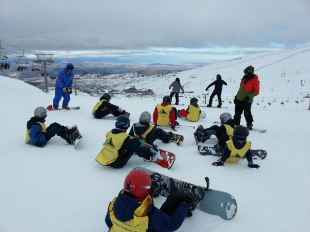  Allievi del corso di snowboard 